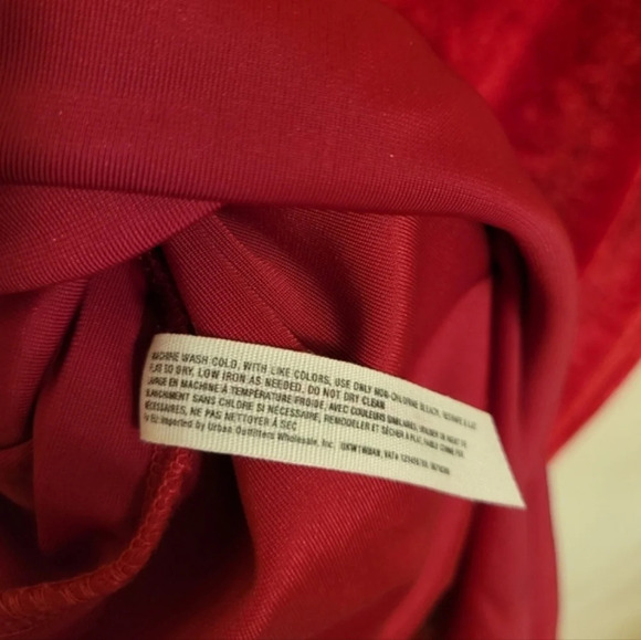 Free People intimately red velvet top - Picture 6 of 9